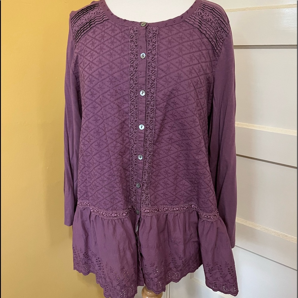 LOGO Lavish boho top purple eyelet peplum long sleeve